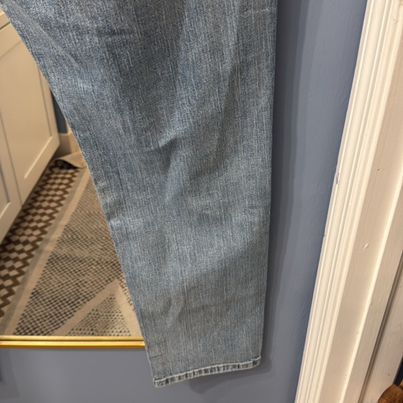 Levi’s 531 athletic slim. Distressed style jeans. Size 40 x 32. - Picture 9 of 11